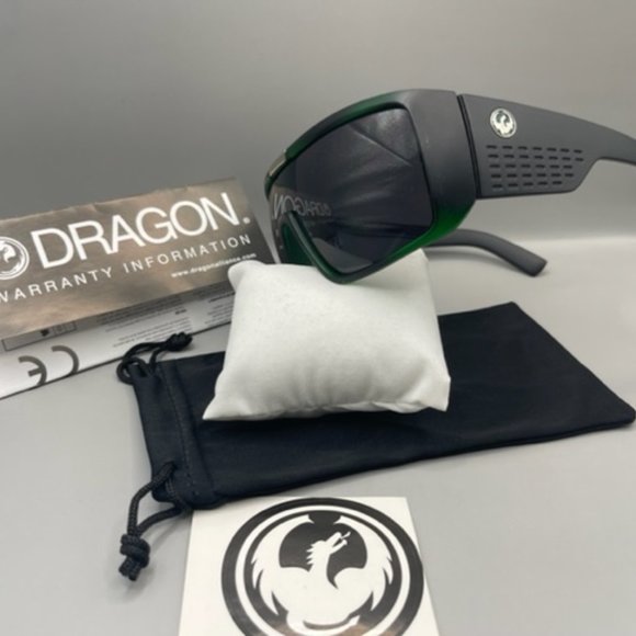 TWO New DRAGON brand Sunglass set - Picture 1 of 7